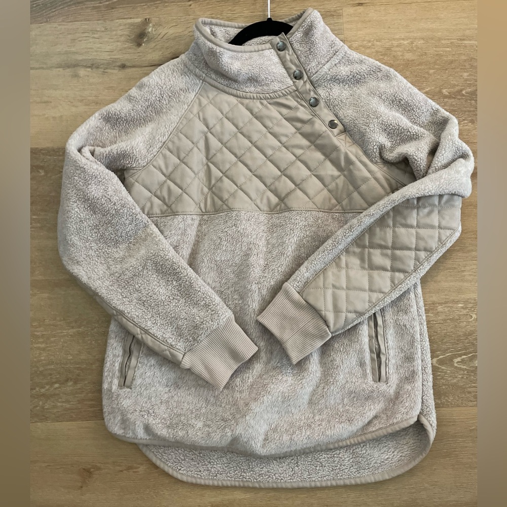 Abercrombie and Fitch pullover